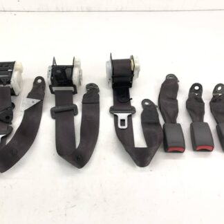 _b195051 トヨタ クレスタ 2.5 エクシード JZX100 シートベルト キャッチ 受け バックル セット リア リヤ 左右 YA40 GX100 GX105 JZX105