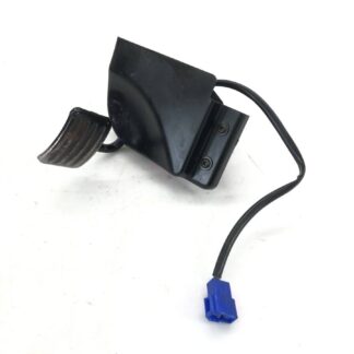 _b195899 スバル サンバートラック KS4 アクセルペダル KS3 バン KV3 KV4