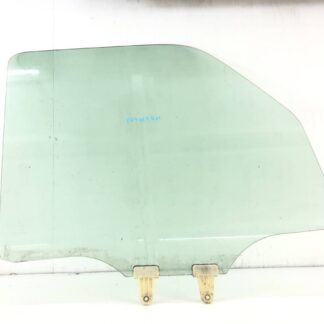 _b197015 マツダ スクラムバン PA DG64V ドア ガラス ウィンドウ フロント 右 F/RH M2E2 ワゴン DG64W スズキ エブリイ DA64V DA64W