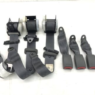 _b198521 トヨタ クレスタ 2.5エクシードG JZX100 シートベルト キャッチ 受け バックル セット リア リヤ 左右 FY60 JZX105 GX100 GX105