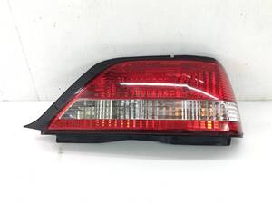 _b198521 トヨタ クレスタ 2.5エクシードG JZX100 テールランプ ライト レンズ 右 RH 22-261 JZX105 GX100 GX105 マークⅡ チェイサー