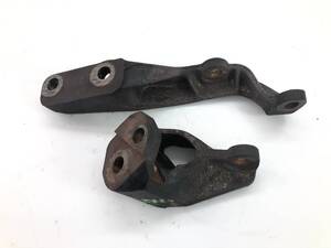 _b198960 トヨタ セリカ GT-R ST182 エキマニ ステー ブラケット 3S-GE ST183 ST185