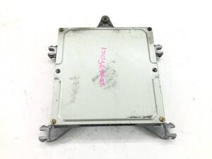 _b200675 ホンダ インテグラ Xi-G DC1 エンジンコンピューター メイン ECU 37820-P76-013 ZC DB6 DB9
