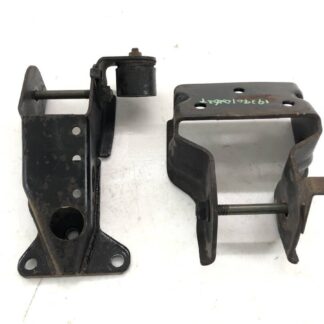 スズキ キャリイ KU DA62T エンジンマウントブラケット ステー K6A DA52T DB52T マツダ スクラムトラック DG52T DG62T _b193401