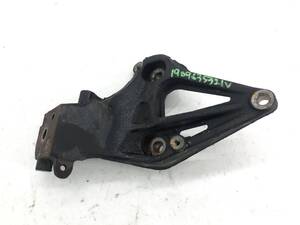 ダイハツ ハイゼットカーゴ クルーズターボ S321V エンジンマウントブラケット ステー KF-DET S320V S330V S331V アトレーワゴン _b190963