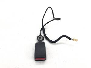 ダイハツ ハイゼットカーゴ クルーズターボ S321V シートベルト キャッチ フロント 右 F/RH FC10 S320V S330V S331V アトレー _b190963