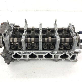 ホンダ インテグラ タイプS DC5 シリンダーヘッド カムシャフト バルブ K20A タイプR _b197164