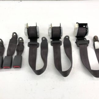 トヨタ クレスタ 2.0 スーパールーセント GX100シートベルト キャッチ 受け バックル セット リア リヤ 左右 FL40 JZX100 JZX105 _b196680