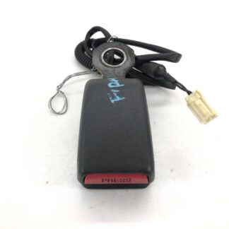 ダイハツ ハイゼットカーゴ デラックス S321V シートベルト キャッチ フロント 右 F/RH FB10 S320V S330V S331V アトレーワゴン _b189319