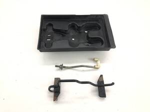 ダイハツ ハイゼットカーゴ デラックス S321V バッテリートレー トレイ ホルダー ケース ボックス ステー 74411-B5010 S320V S330 _b189319
