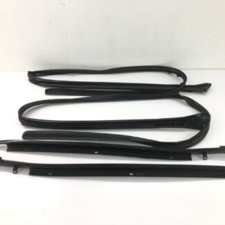 トヨタ クレスタ スーパールーセントG GX81 ウェザーストリップ ゴム フロント リア リヤ ドア 左右 ボディ側 JZX81 _b201987